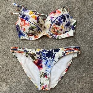 RACHEL Rachel Roy bathing suit. Excellent condition. Both too and bottom size L.